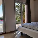 Helles Doppelzimmer Mit Bad, Terrasse Und Pool, Seperater Eingang, Liznjan, Istrien 4* Ližnjan