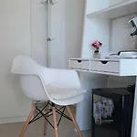 Helles Doppelzimmer Mit Bad, Terrasse Und Pool, Seperater Eingang, Liznjan, Istrien Ližnjan