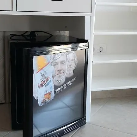 Helles Doppelzimmer Mit Bad, Terrasse Und Pool, Seperater Eingang, Liznjan, Istrien Gasthof